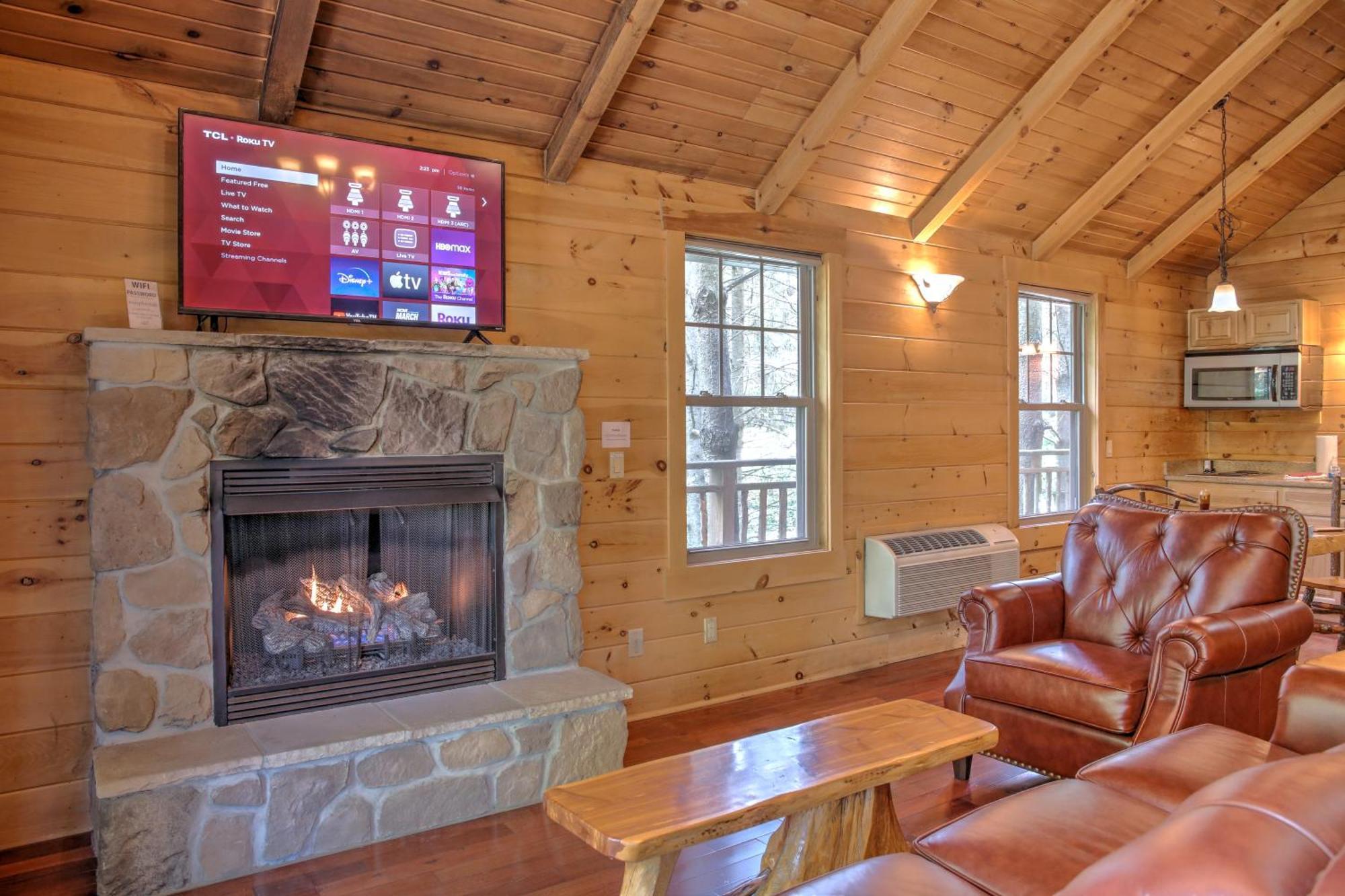 Whispering Pines Treehouse By Amish Country Lodging Millersburg Luaran gambar
